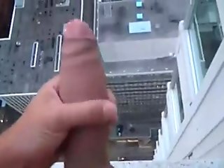 BJgivers.com girl gives blowjob on the 72nd floor!